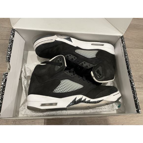 Air Jordan 5 Retro Oreo (2021) Size 8 main image 9